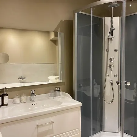 Un Cocon En - Chic Et élégante Couette-café